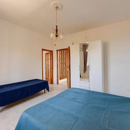 With Sea View Terrace And Air Conditioning Hébergement de vacances Castelsardo